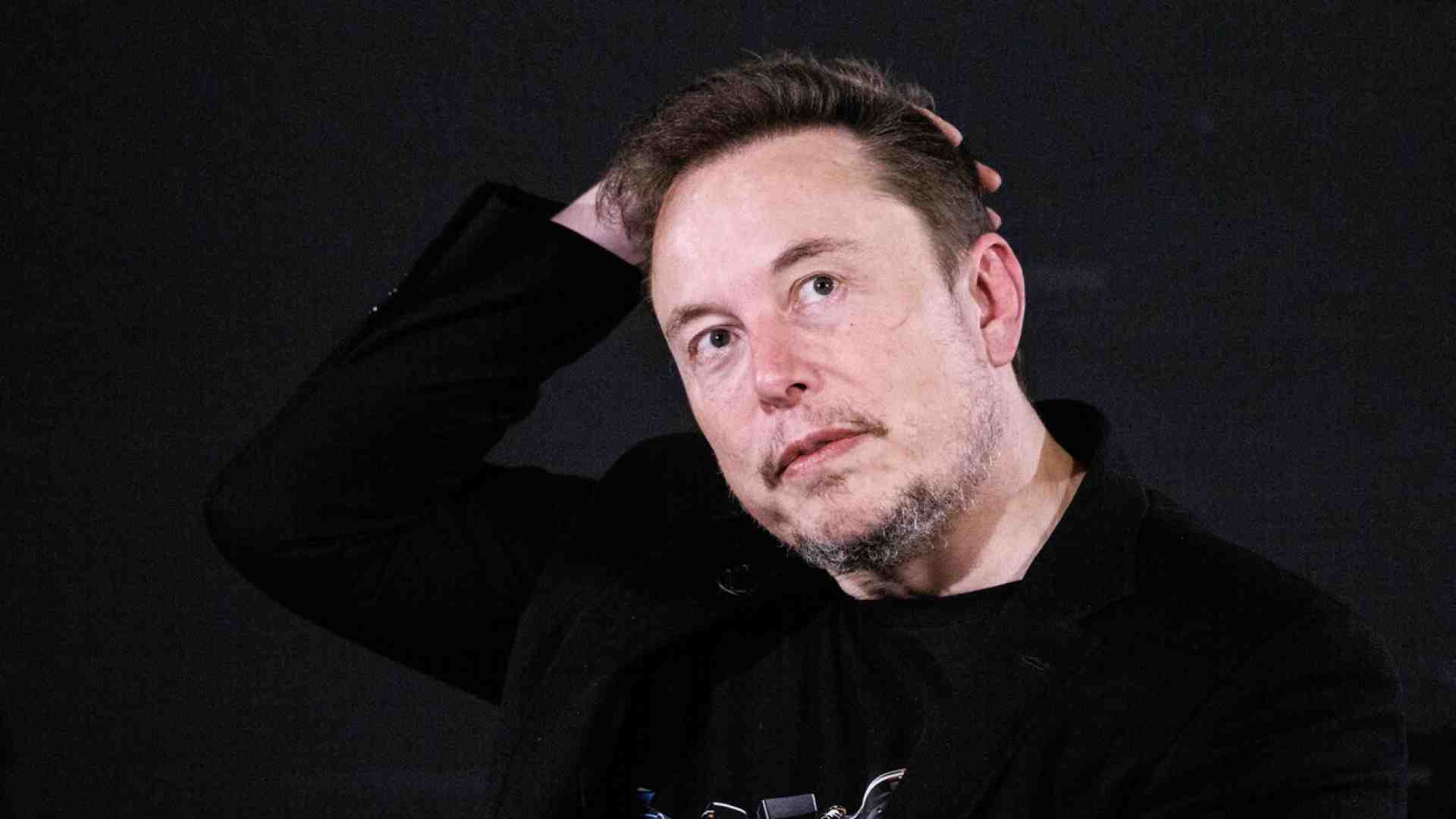 Immagine di I porno-bot e il futuro delle AI secondo Elon