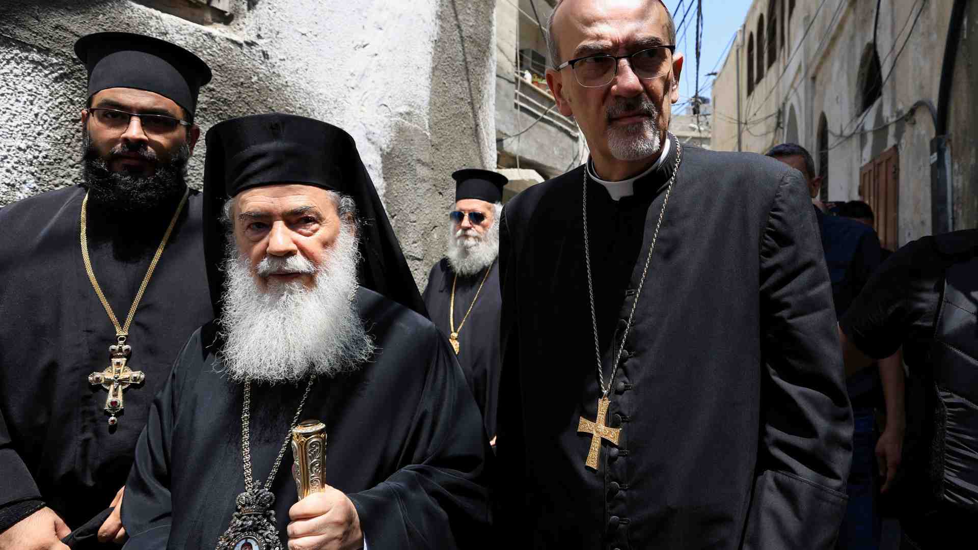 Immagine di I due patriarchi nell'orrore della guerra: perché essere a Gaza è un dovere