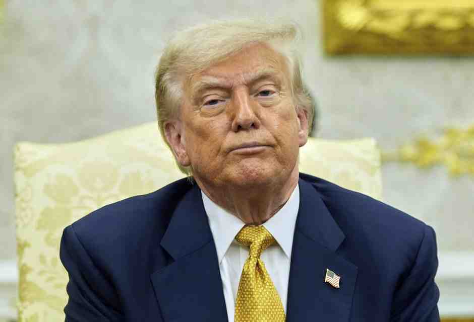 Trump sfuria con il Wsj, poi dà un contentino ai Maga su Epstein