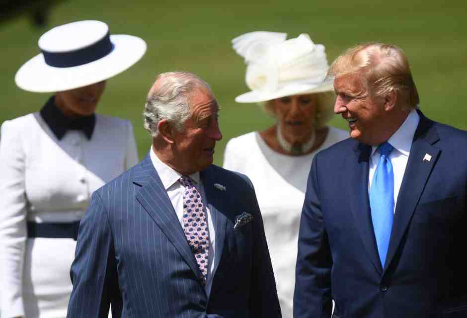 Donald Trump e Carlo III nel 2019 (foto Getty)