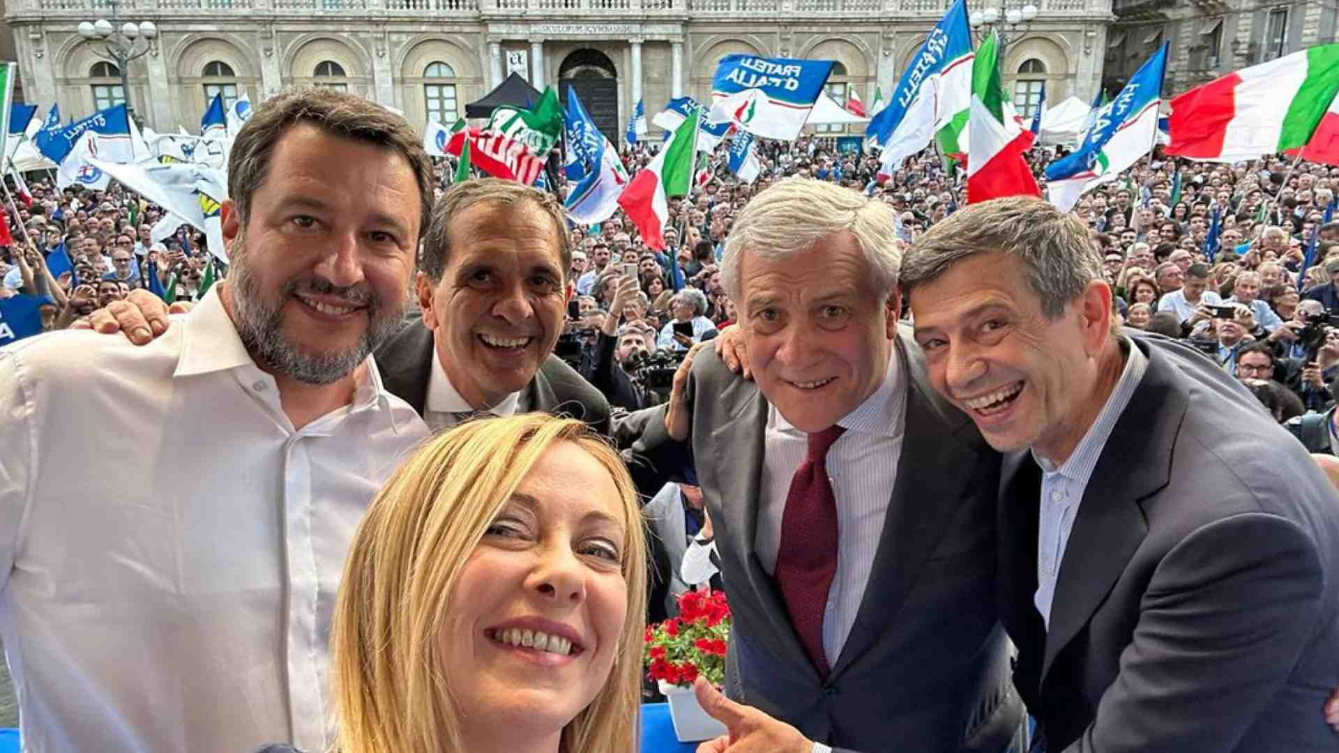 Immagine di Vertice a casa Meloni per le regionali: il Veneto alla Lega, la Campania a FdI, la Puglia a FI