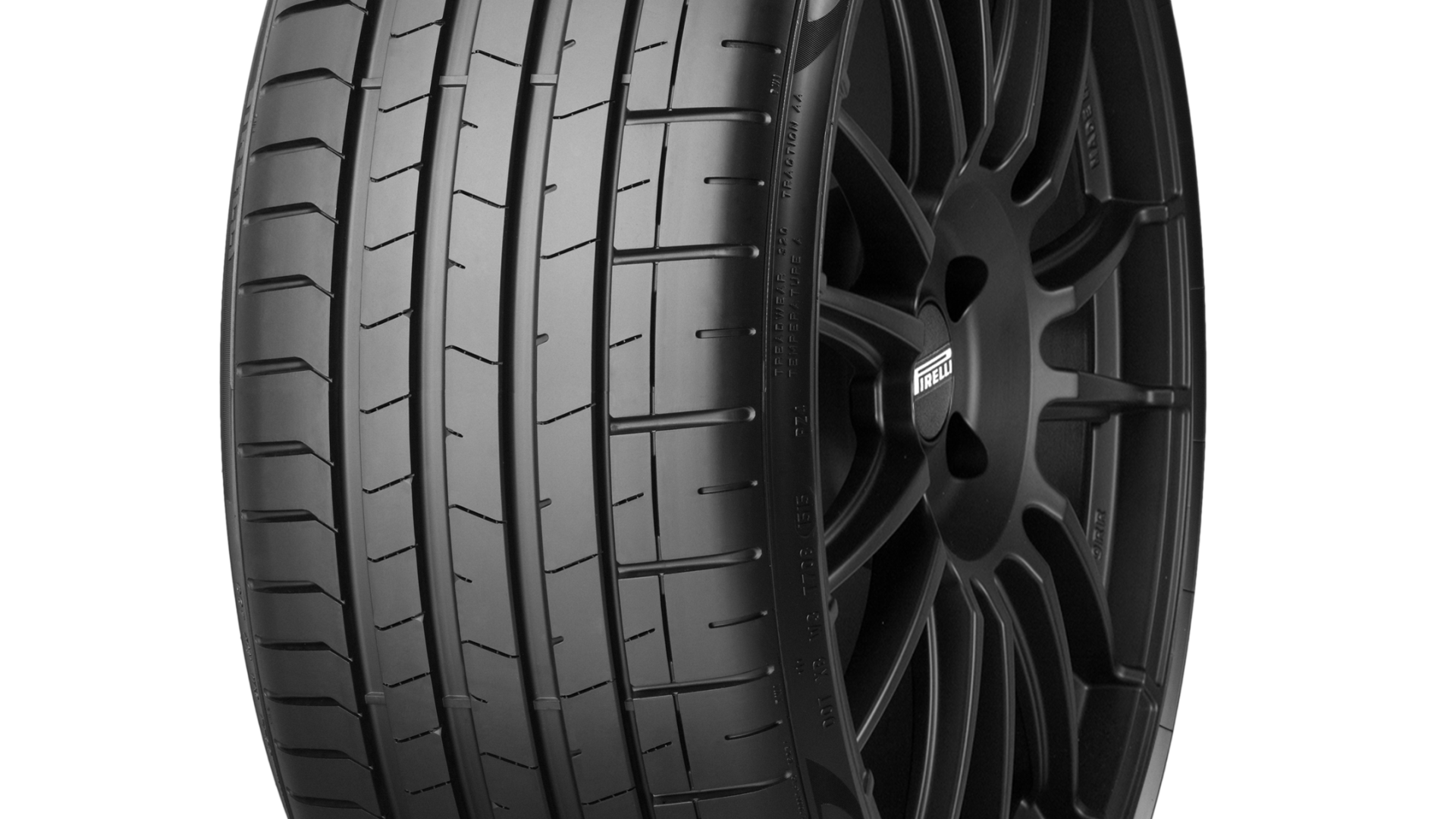 Immagine di E' di Pirelli il primo pneumatico di serie al 70% naturale e riciclato