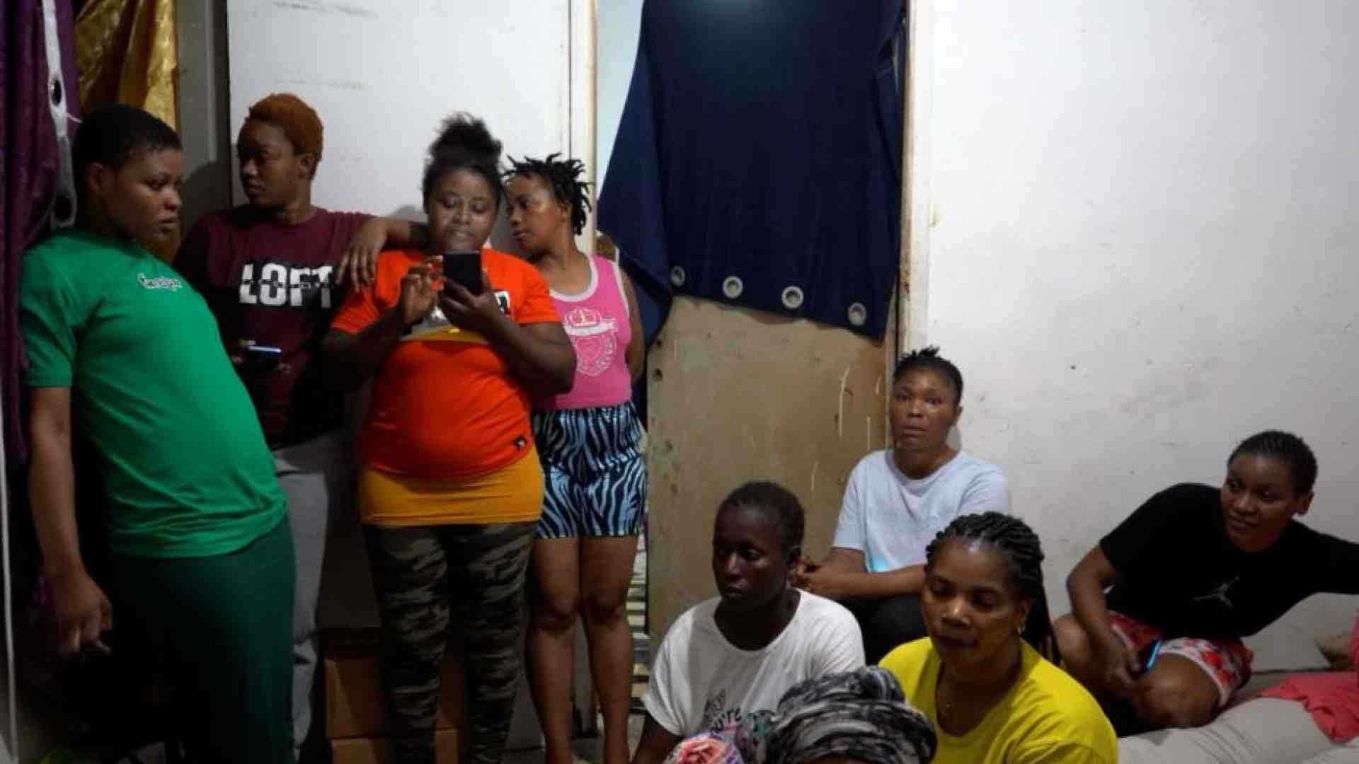 Immagine di Migrant workers for sale: a journey through the hell of kafala system