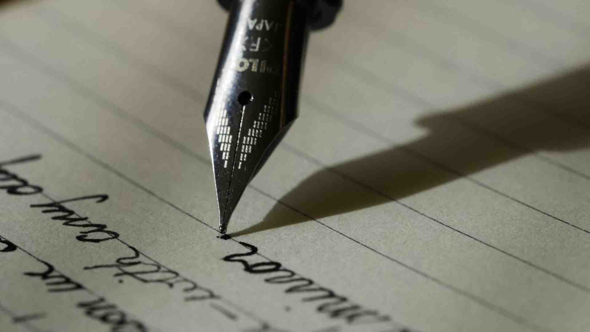 Immagine di Libri, mediocrità e consenso: la letteratura è diventata un premificio?