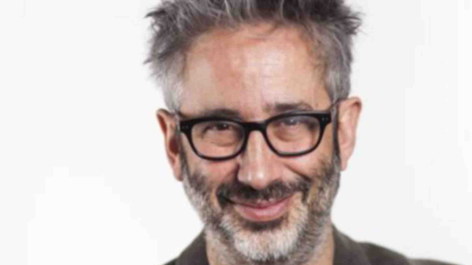 Immagine di Baddiel: «Io, ateo, comprendo il desiderio di Dio»