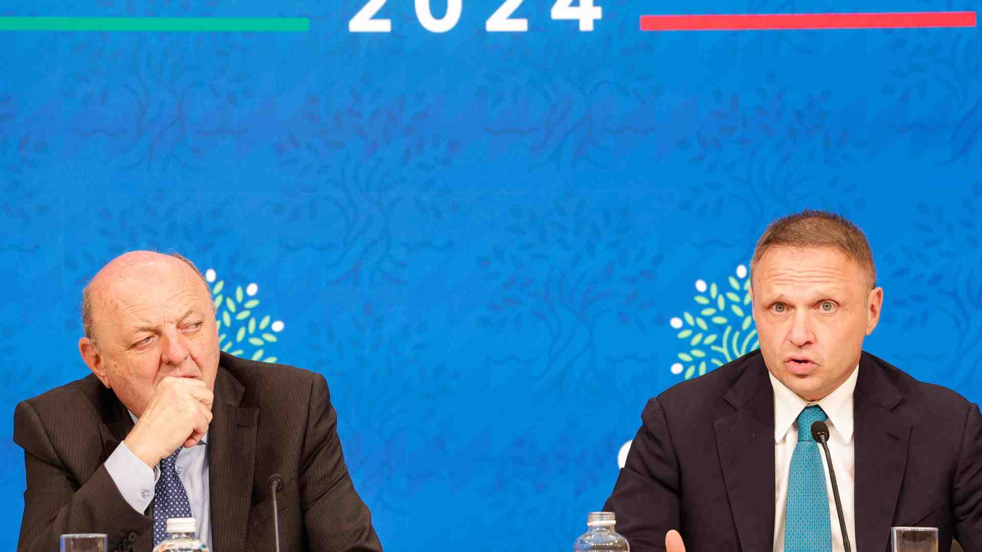 Immagine di Il governo e i dazi. “Non un dramma” per Lollobrigida. Ma per Pichetto: “Era meglio Kamala”
