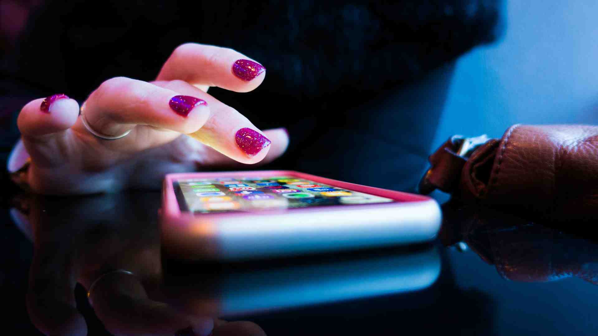 Immagine di Il problemino dell’app per recensire i maschi e innamorarsi in sicurezza