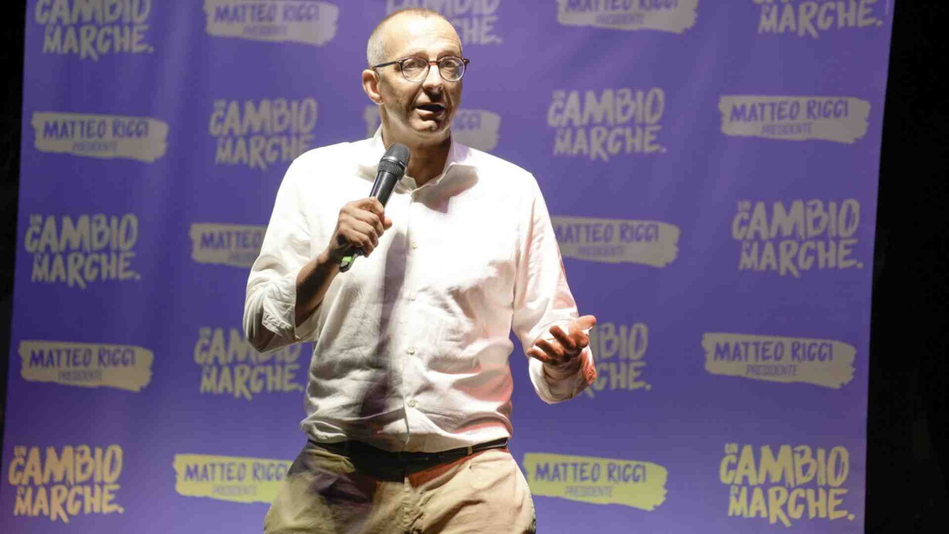 Immagine di Ricci tra Conte e i pm: oggi l'interrogatorio. E nelle Marche arriva Schlein