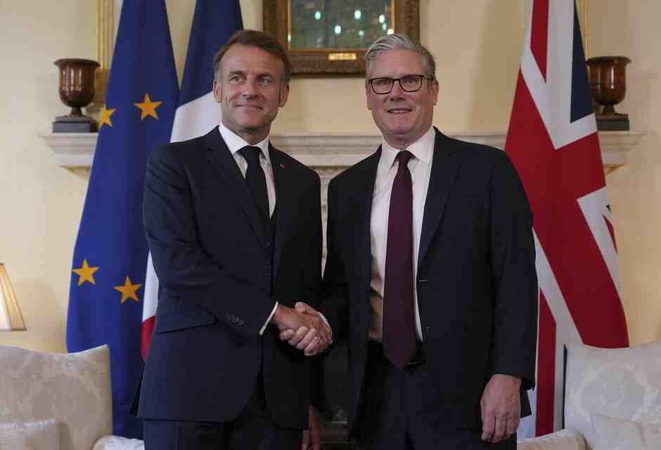 Keir Starmer e Emmanuel Macron (LaPresse)