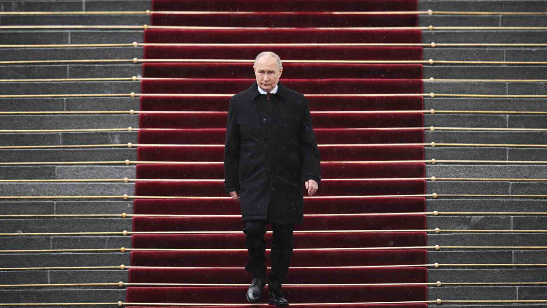Immagine di Putin mostra in rete suoi orrori. Russofobia? No. Solo fatti, da mettere in fila