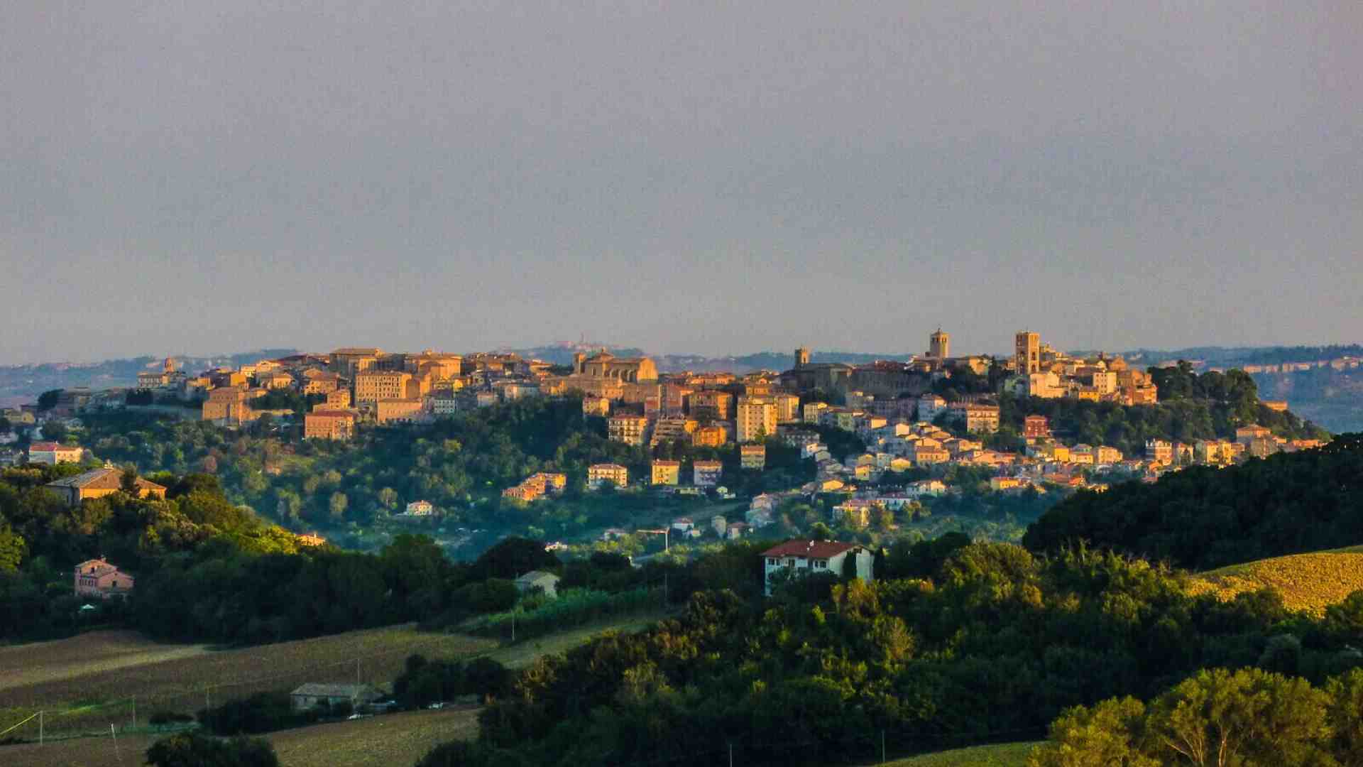 Immagine di L'Italia interna che non vuole i turisti