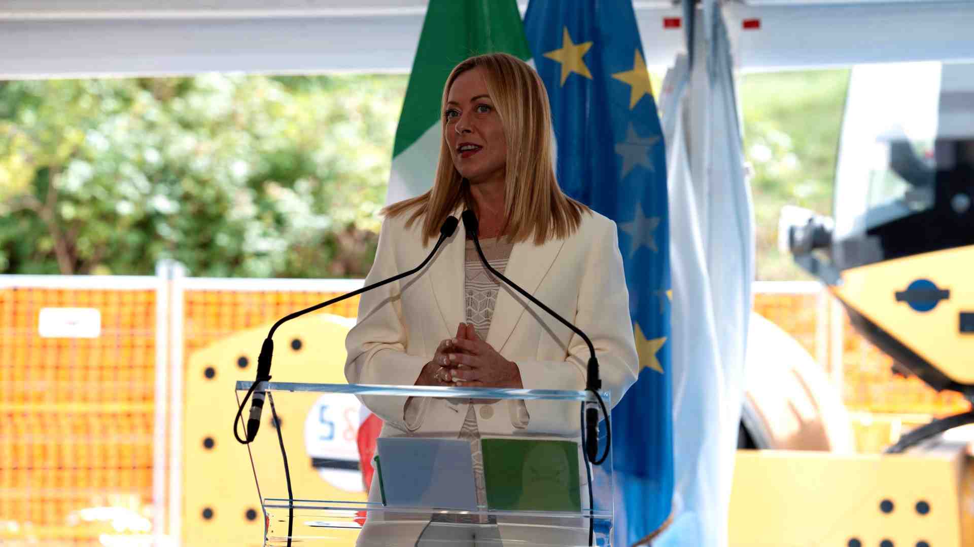 Immagine di Almasri, archiviata la posizione di Meloni. Ministri a rischio processo