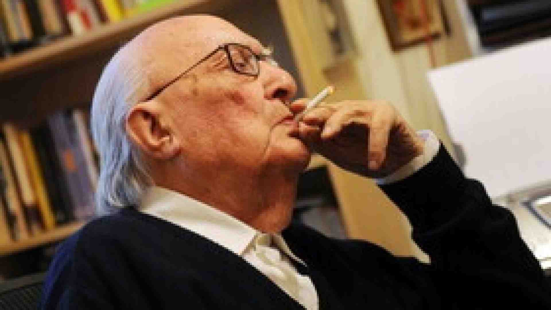 Immagine di Un'esperienza poco raccontata da Camilleri, nella biografia di Luca Crovi