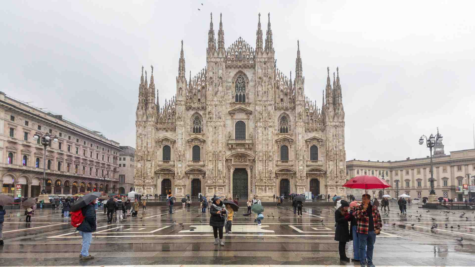 Immagine di Gli arcivescovi che hanno venduto il Duomo si tolgano le travi dagli occhi