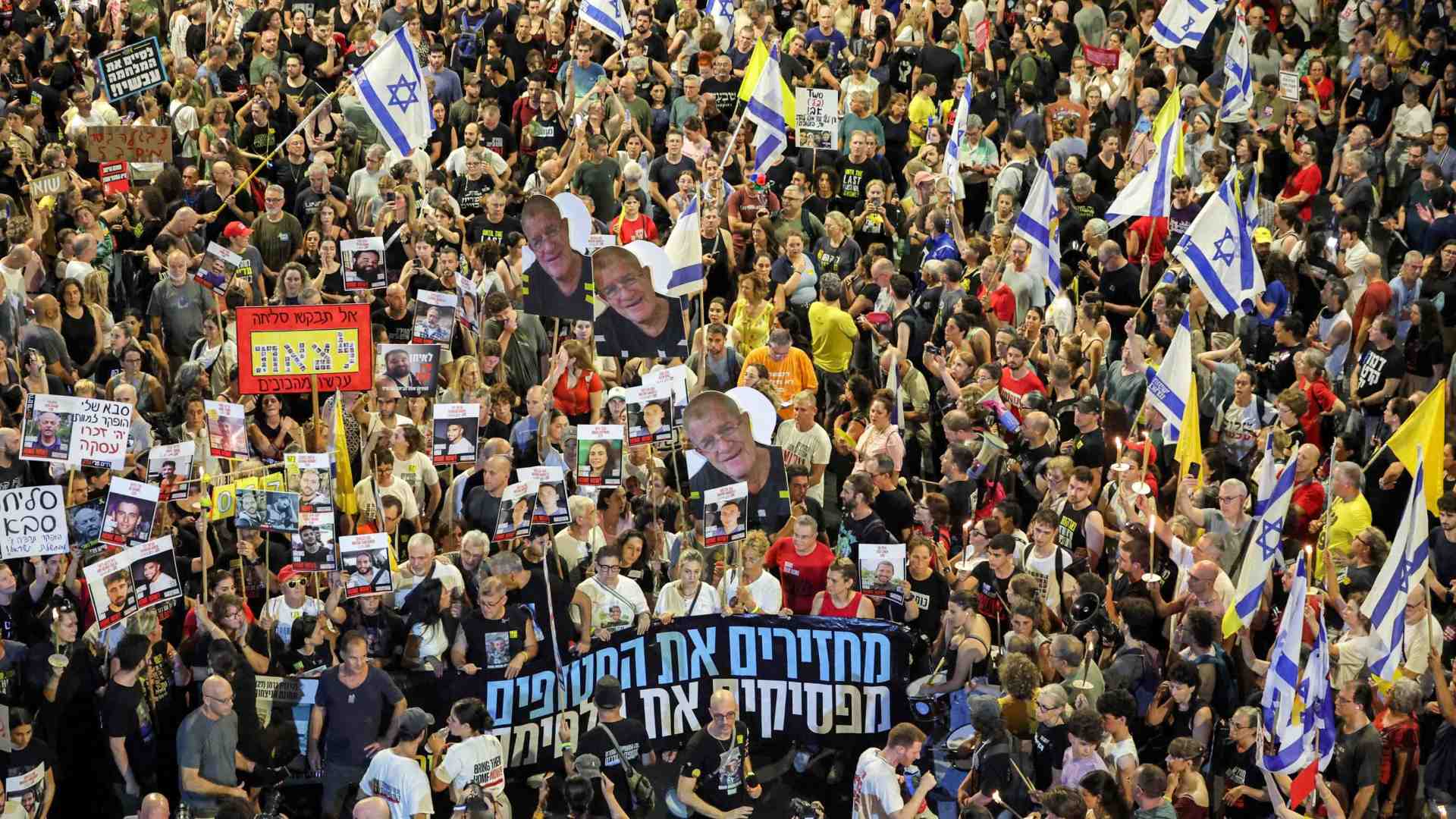 Immagine di Crolla la fiducia in Netanyahu. «Ma resterà attaccato alla poltrona»