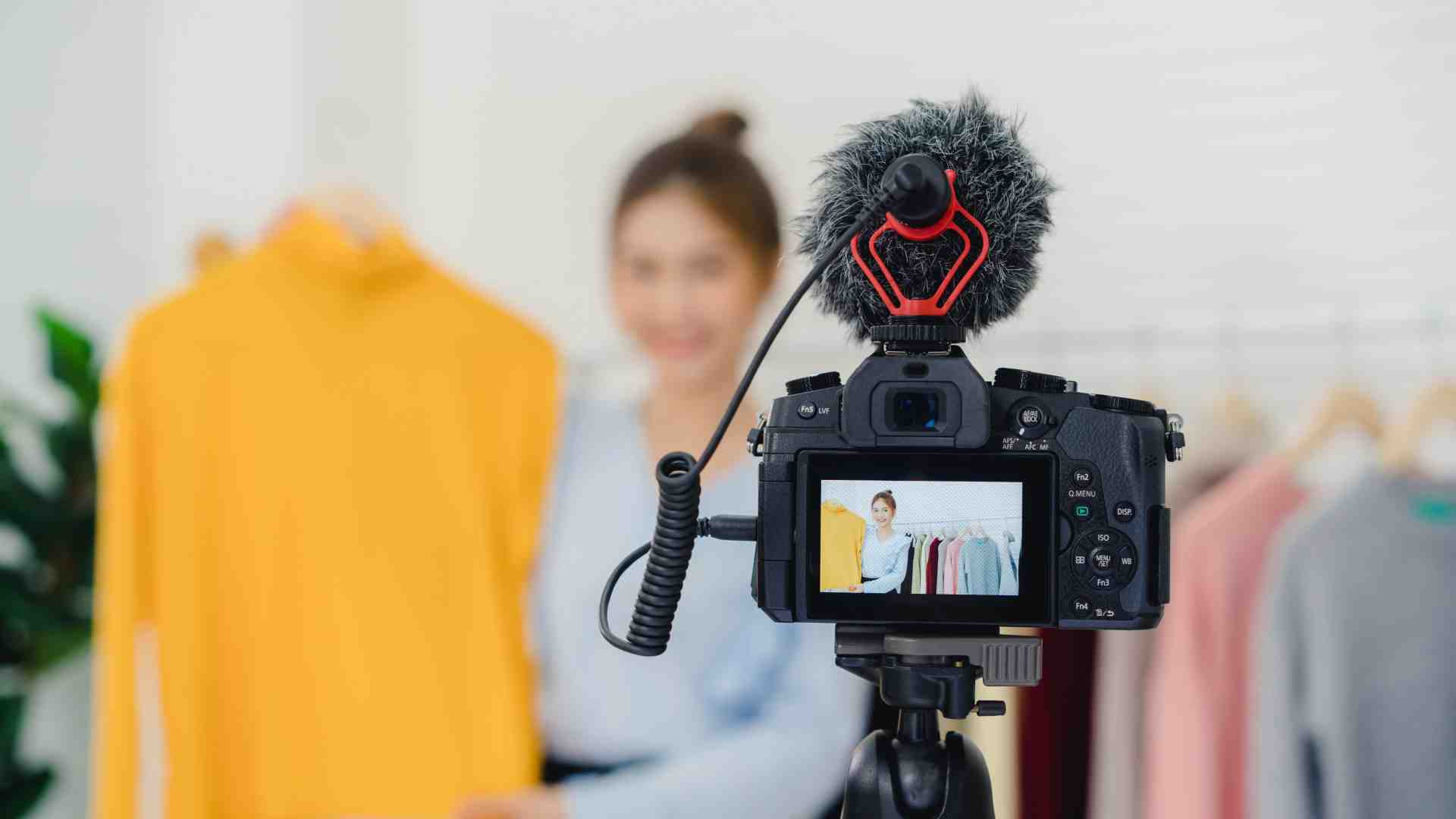 Immagine di Professione influencer? Queste saranno le regole da rispettare d'ora in poi