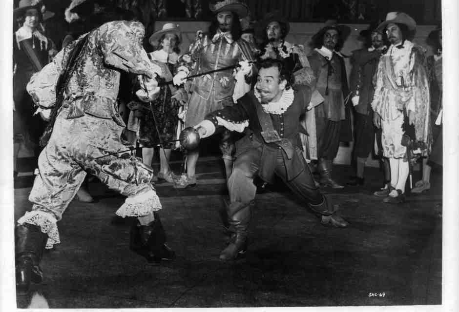 Jose Ferrer nel film 'Cyrano De Bergerac', 1951. (Foto Getty)