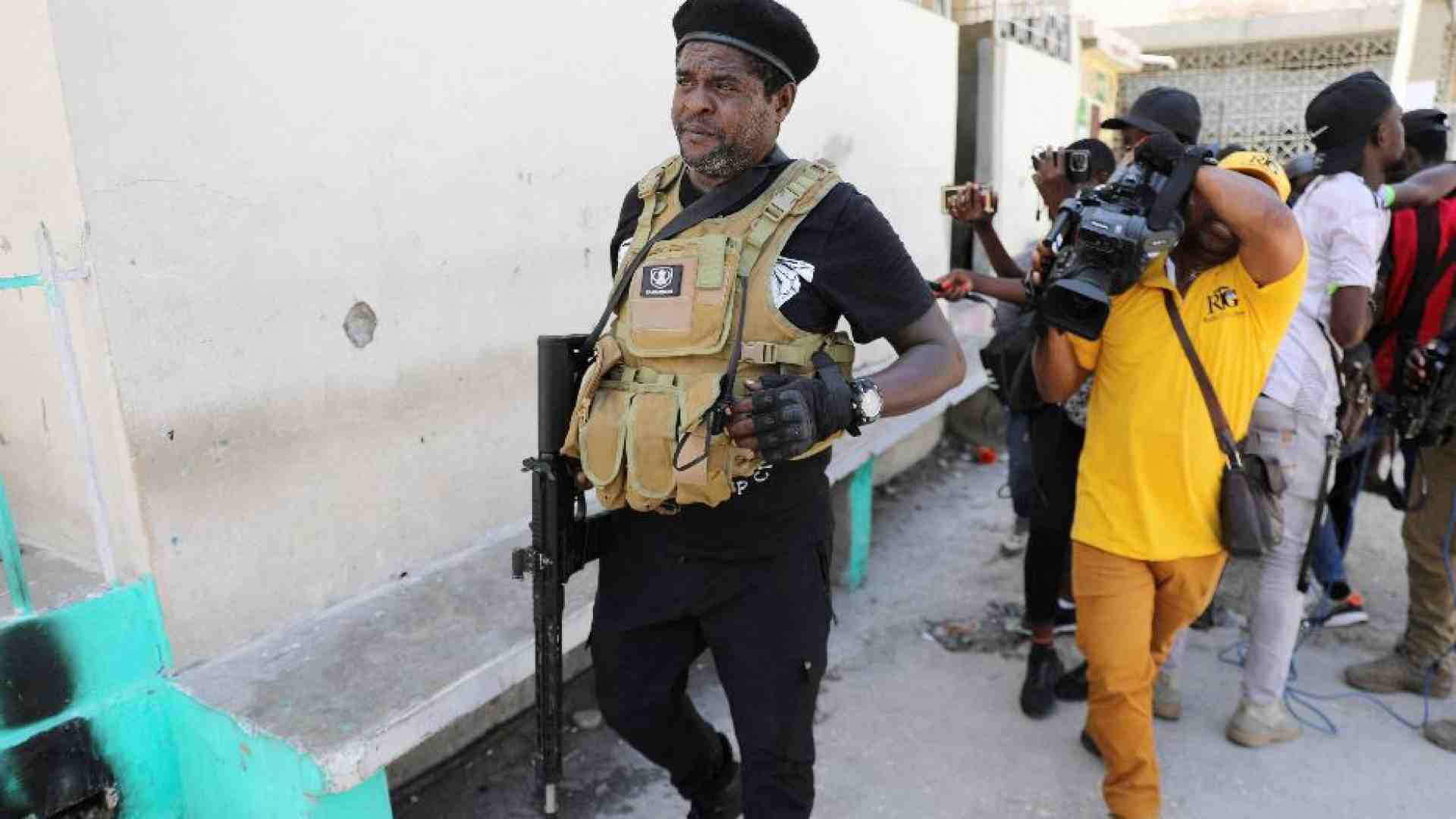 Immagine di «5 milioni di dollari a chi cattura Barbecue»: taglia Usa sul boss Cherizier