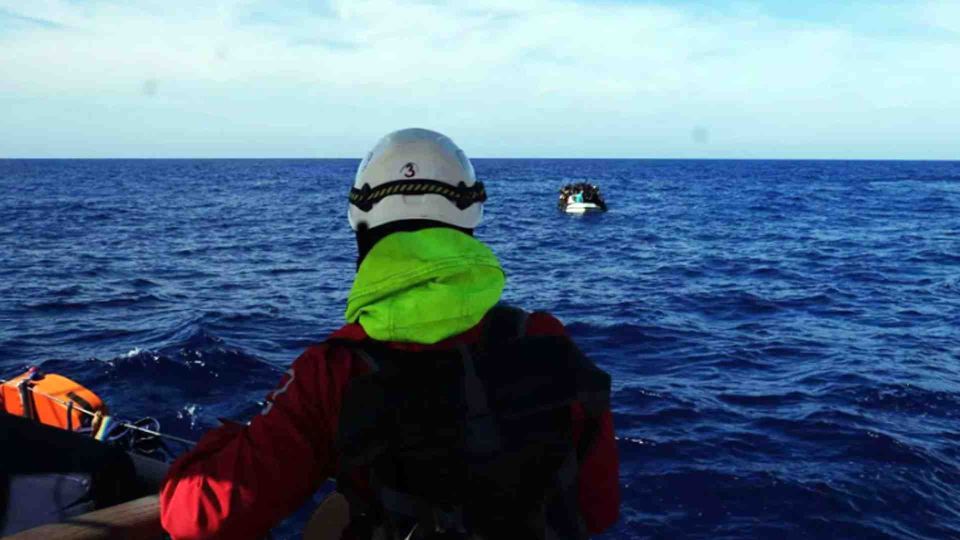 Immagine di Lampedusa, l'ultimo tragico naufragio. «Non si può morire così»