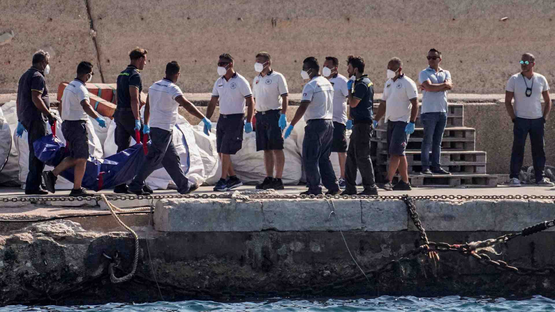 Immagine di Nessuna traccia dei dispersi. «Non possiamo girarci dall'altra parte»