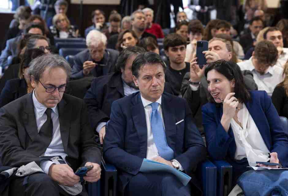 Audio imbarazzanti e veti incrociati. I guai del campo largo che in Calabria deve scegliere l’avversario di Occhiuto