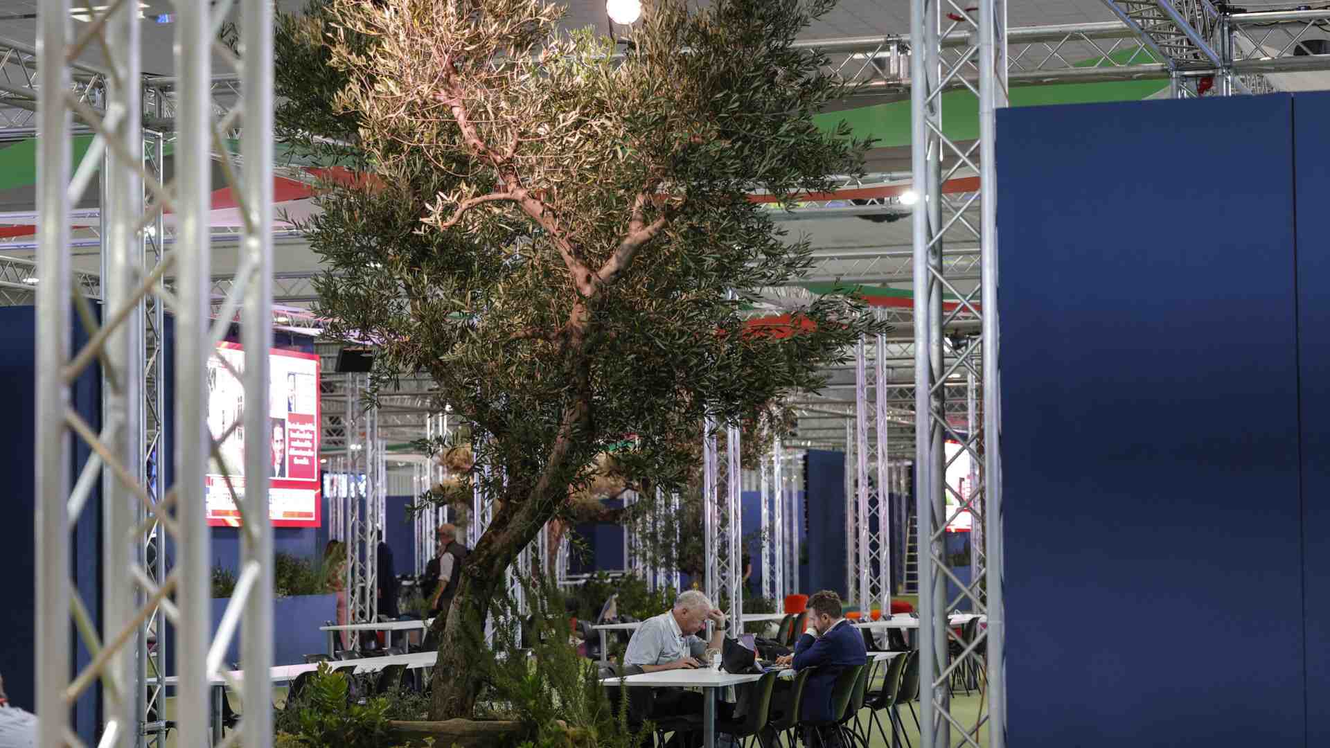 Immagine di "No al genocidio". La Fiera del Levante di Bari esclude Israele dall'evento