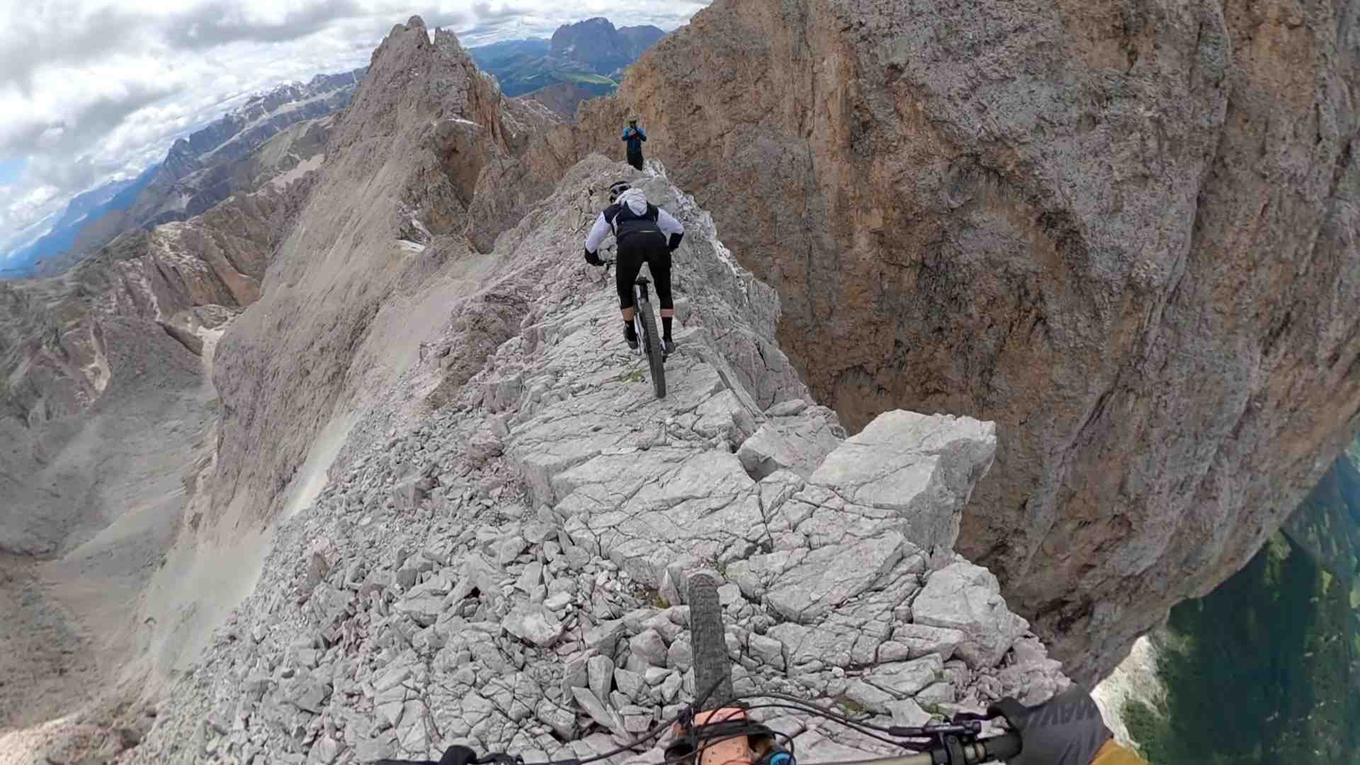 Immagine di Alpinismo, parapendio, base jumping: le vittime dello sport portato al limite
