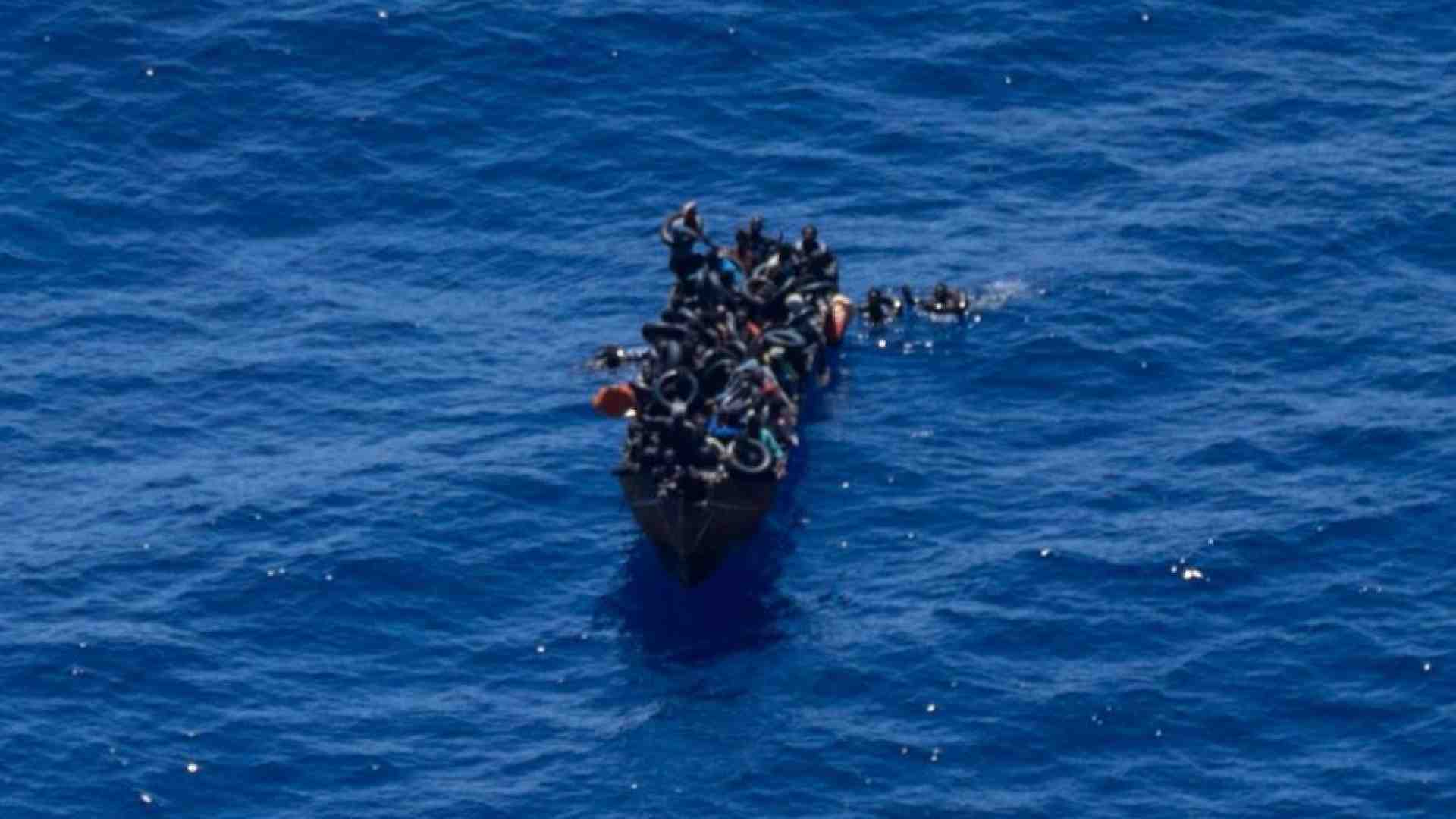 Immagine di È morta la bimba rimasta in mare per 5 giorni senza cibo né acqua