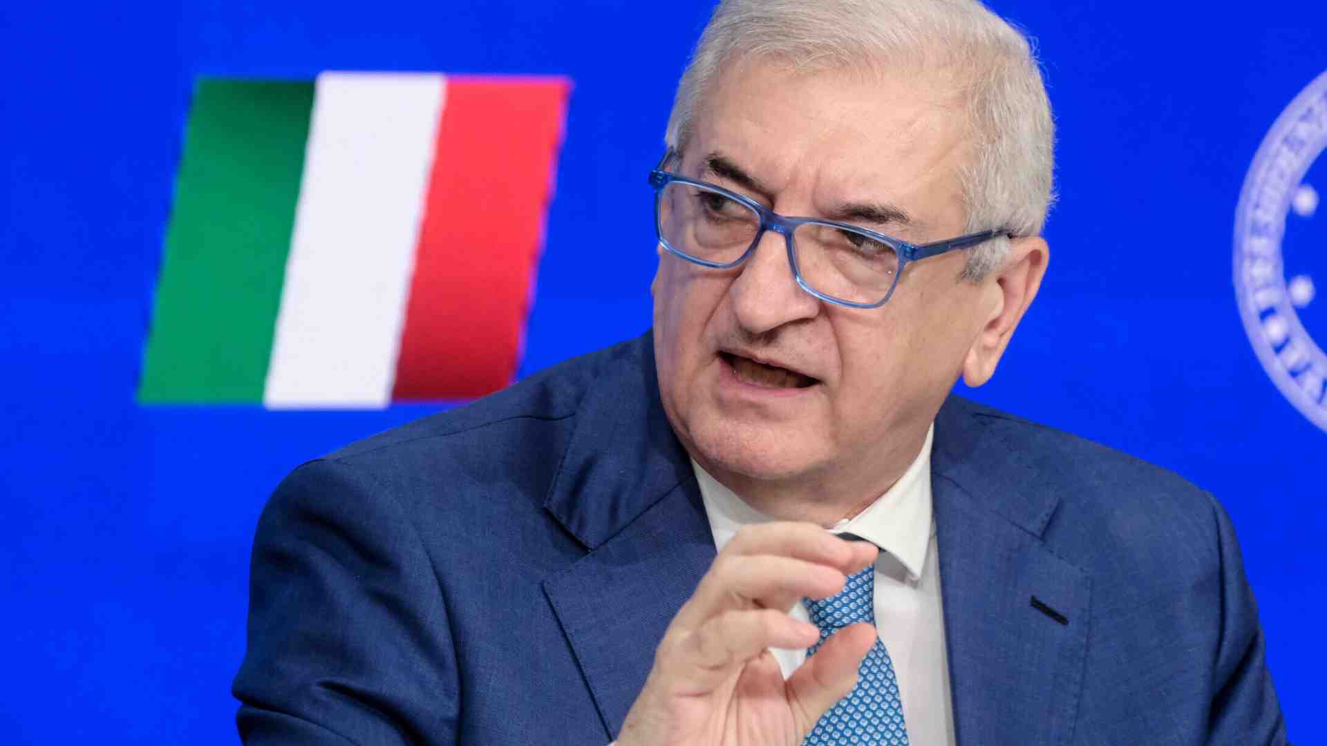 Immagine di Parla Foti: "La difesa non è solo spirito nè solo soldati. Serve un esercito illimitato per l'Ucraina"