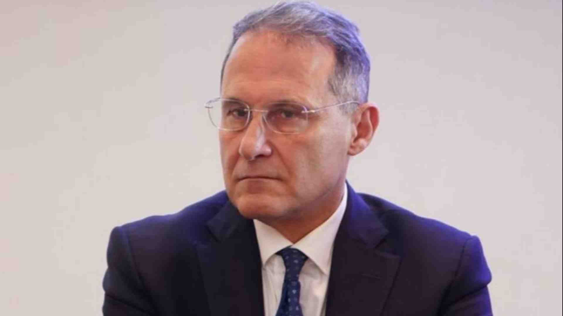 Immagine di Cirielli: «In Campania poca trasparenza, è emergenza»