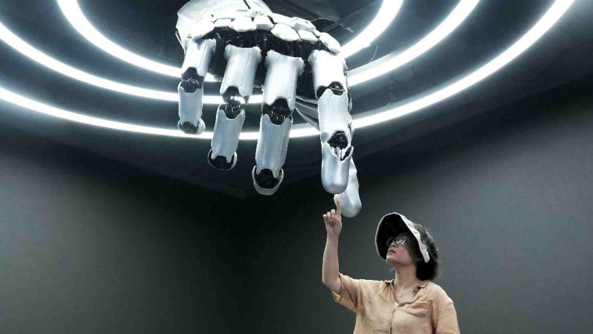 Immagine di Un robot per la gravidanza artificiale. E la tecnologia cancella la maternità