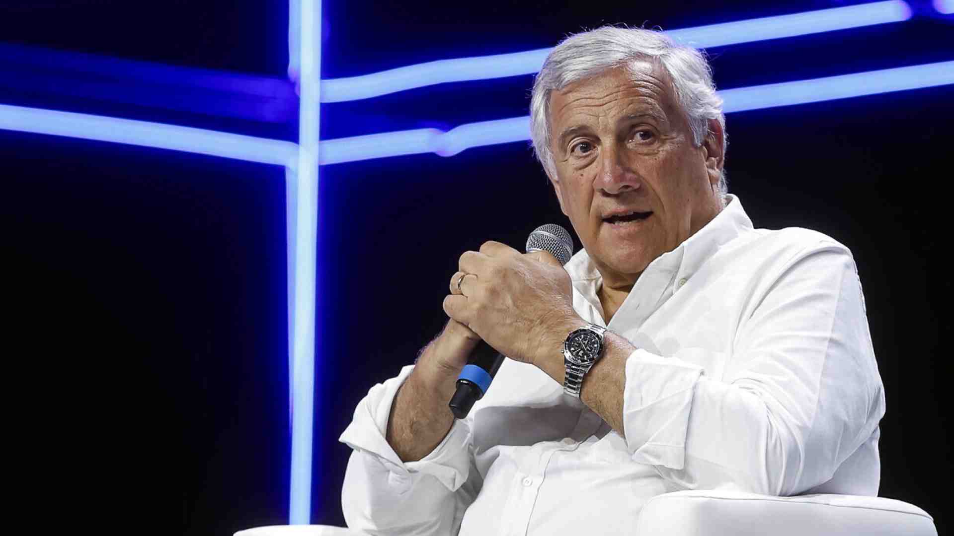 Immagine di Dall'Ucraina alle banche. Tajani si smarca da Salvini e dalla Lega