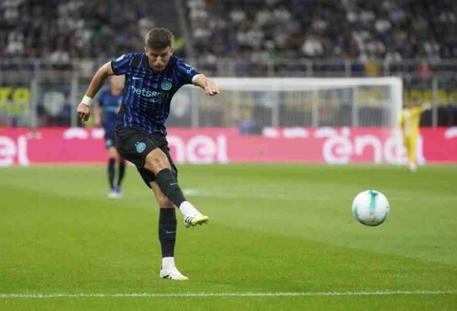 Il centrocampista dell'Inter&nbsp;Petar Sučić (foto LaPresse)<br />