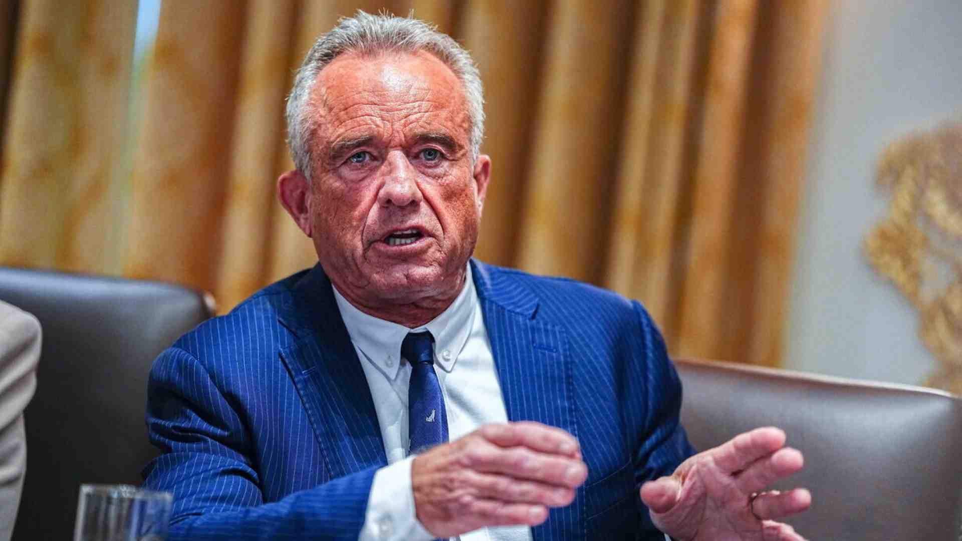 Immagine di La mela avvelenata di Robert Kennedy Jr.