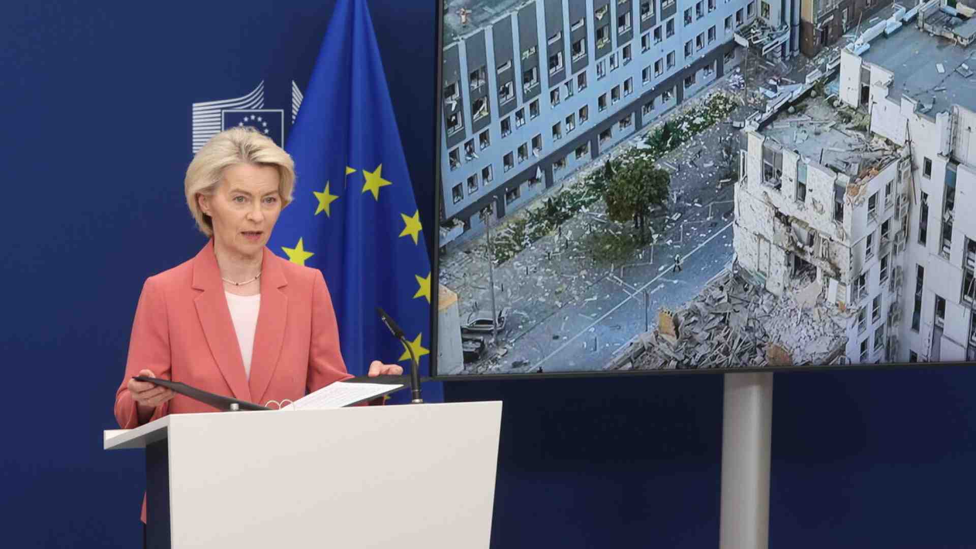 Immagine di L’Ue prova a convincere Trump che servono le sanzioni alla Russia, con risultati scarsi