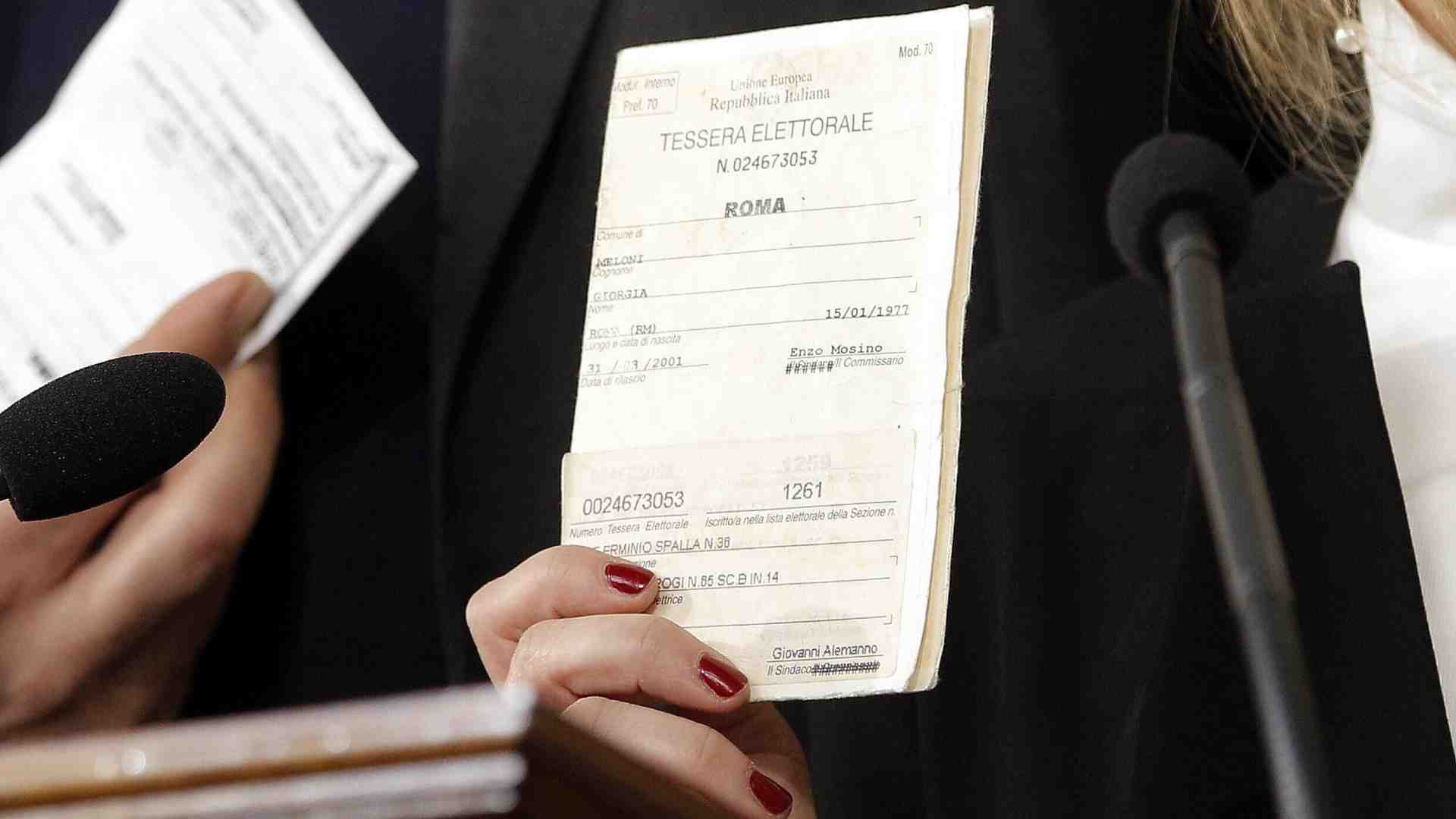 Immagine di Nel Regno Unito si studia per abbassare l'età minima del voto a sedici anni. In Italia dovremmo alzarla