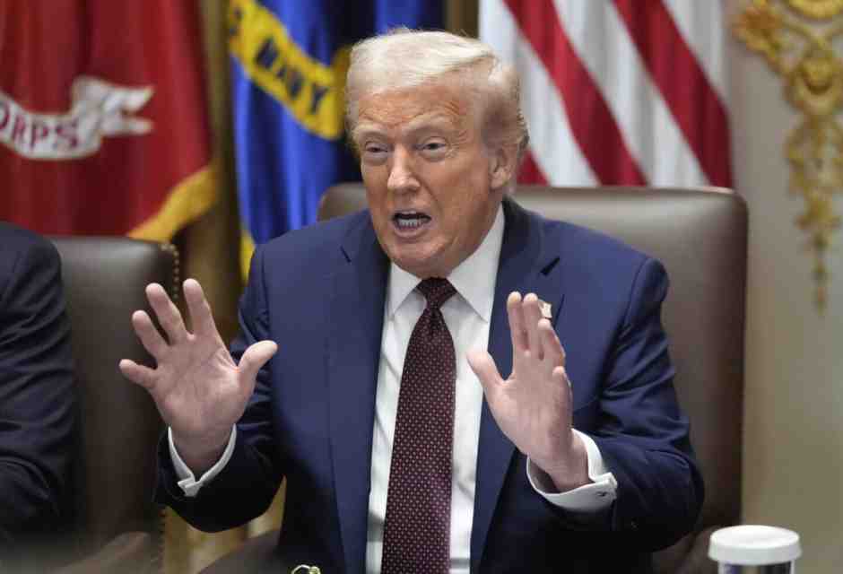 Il presidente degli Stati Uniti Donald Trump (foto Ap, via LaPresse)
