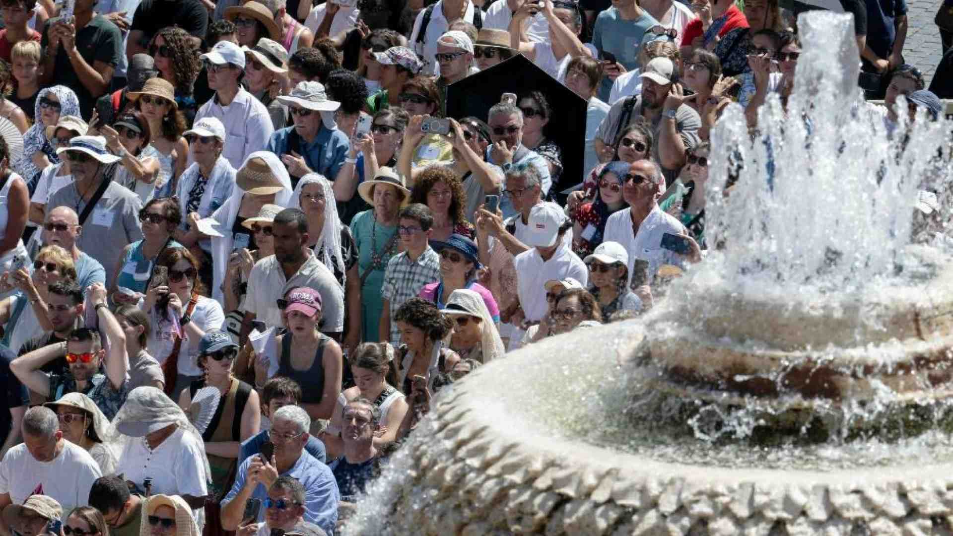 Immagine di Né egemonia né oasi protetta: sfidiamo i deserti del "non senso"
