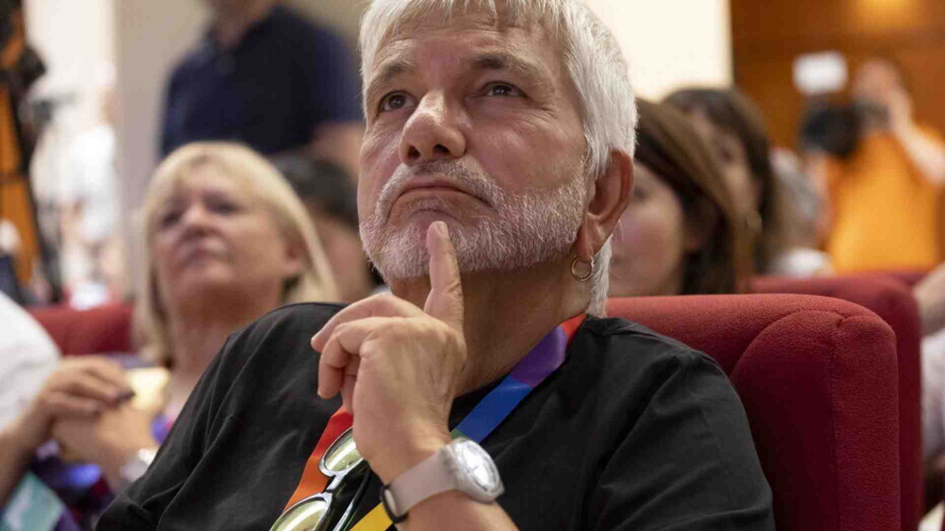 Immagine di Avs tiene il punto sul caso Puglia: “Non ritiriamo Vendola come un panno steso”