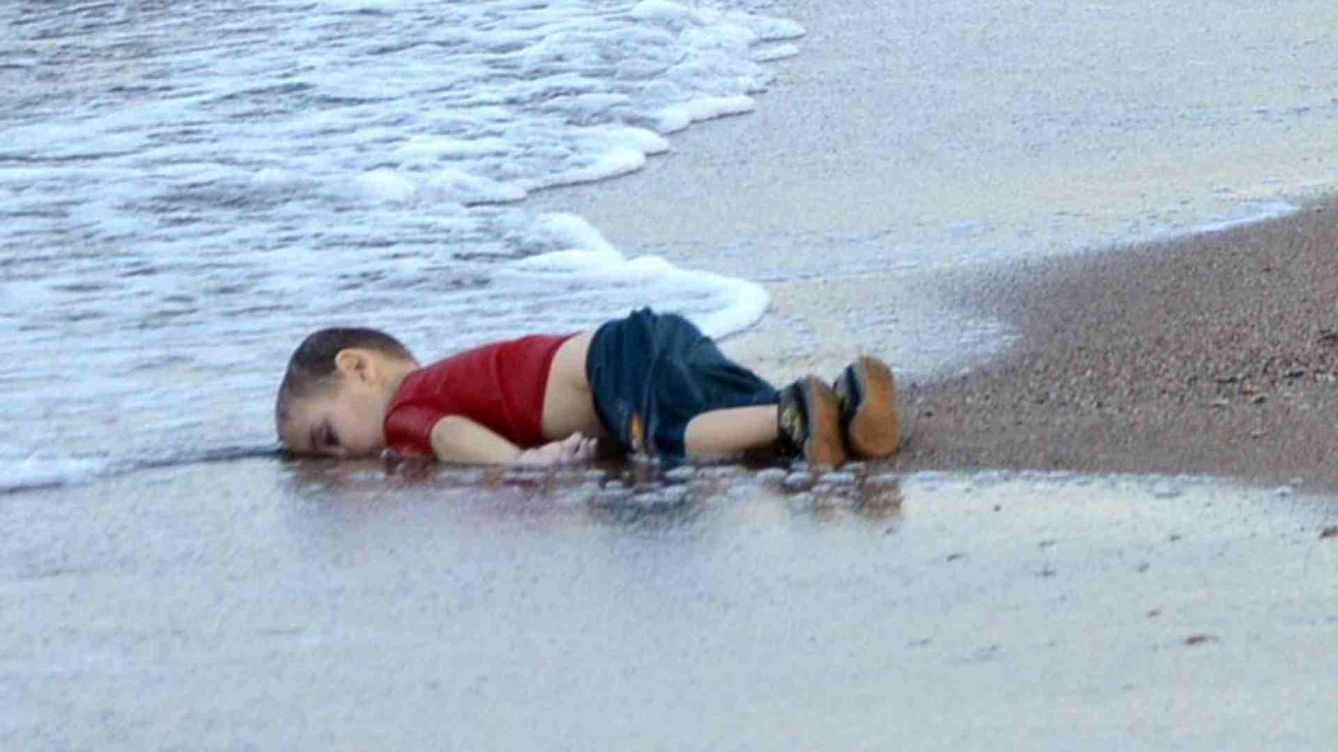 Immagine di Dieci anni dopo Alan Kurdi, quel "mai più" resta un'illusione