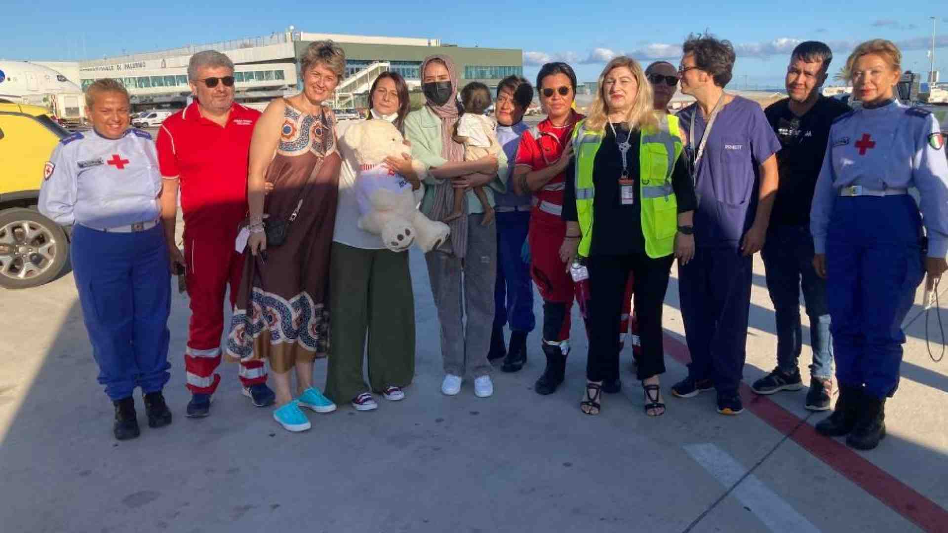 Immagine di Dall'Iran in Sicilia per curarsi: una catena di solidarietà ha salvato Ayeda