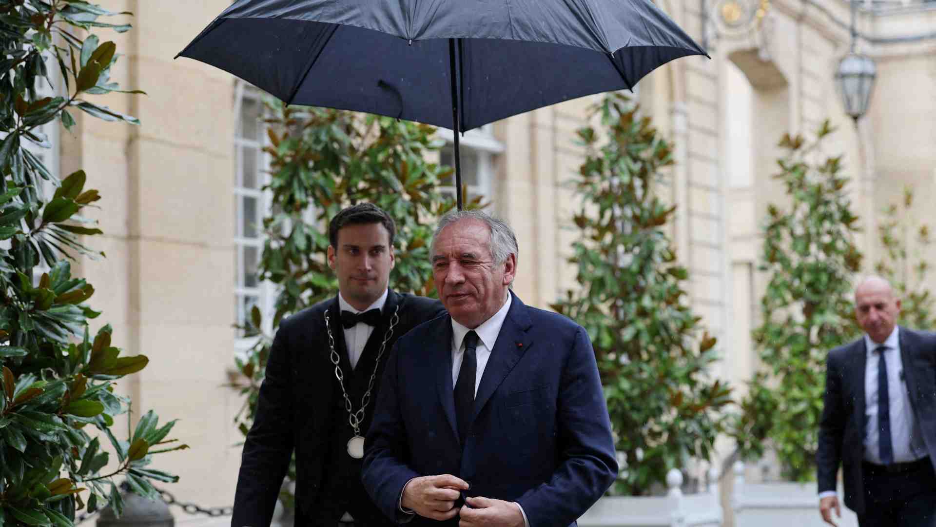 Immagine di Bayrou, la concorrenza fiscale e i nuovi limiti della disparità