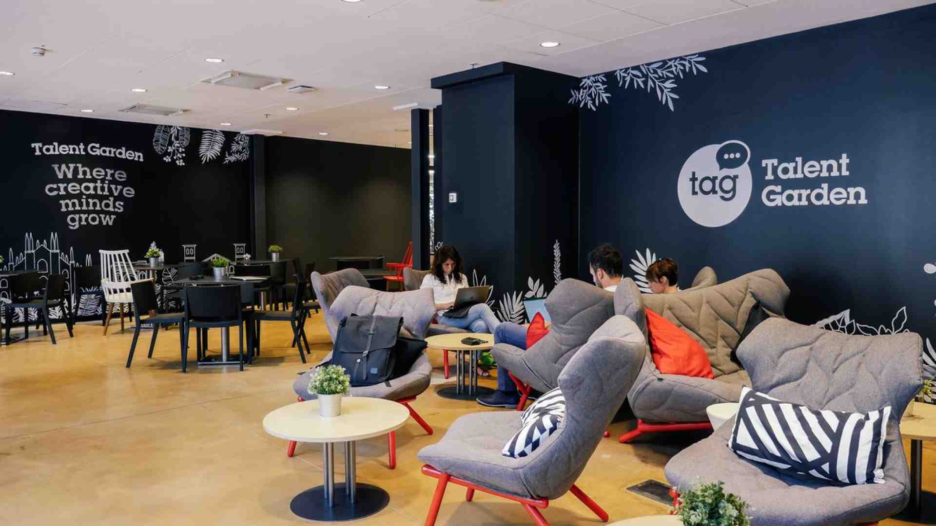 Immagine di Otto corsi per formare professionisti nell'intelligenza artificiale