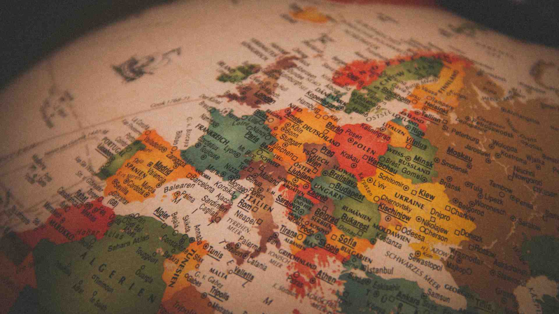 Immagine di Filosofia dell’Europa, dai sogni di Savinio all’eterno ritorno di Parmenide