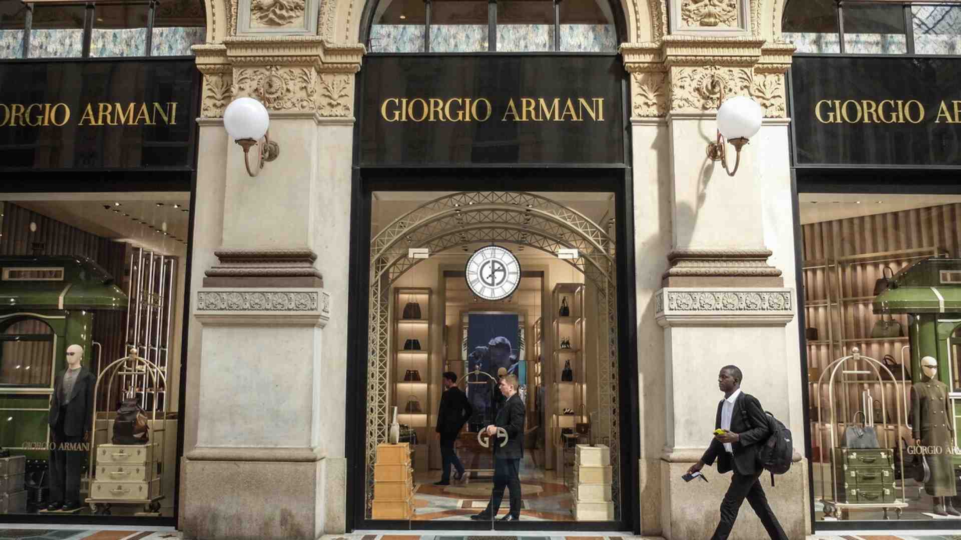 Immagine di Le vendita di Armani è un’occasione per un vero gigante europeo della moda