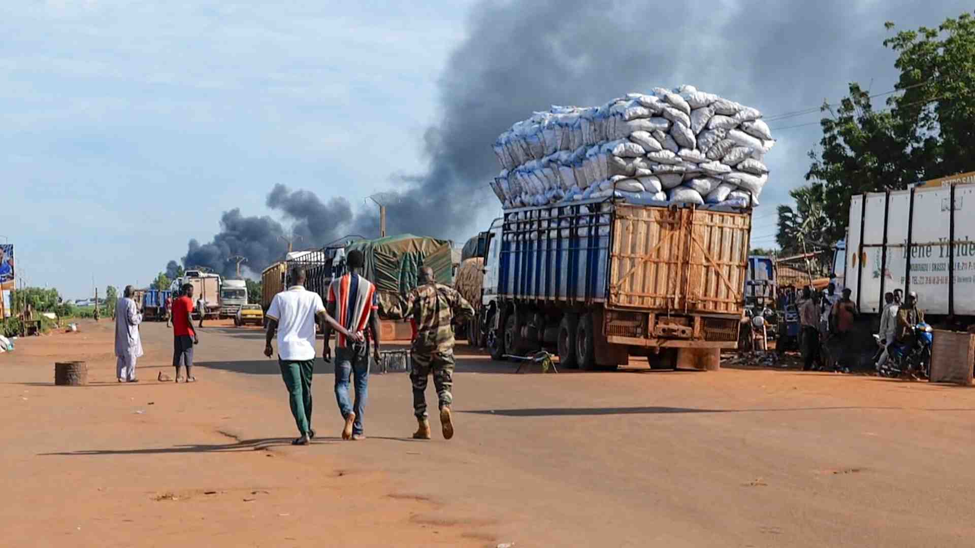 Immagine di Il Mali sogna il suo piano di sviluppo mentre i jihadisti avanzano a Bamako