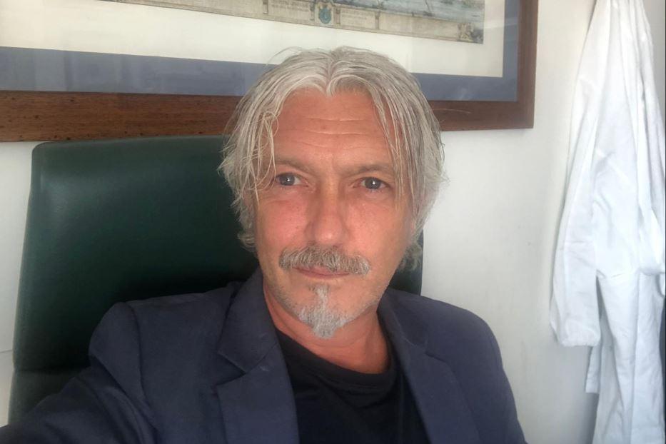 Il professor Raffaele Marfella - .