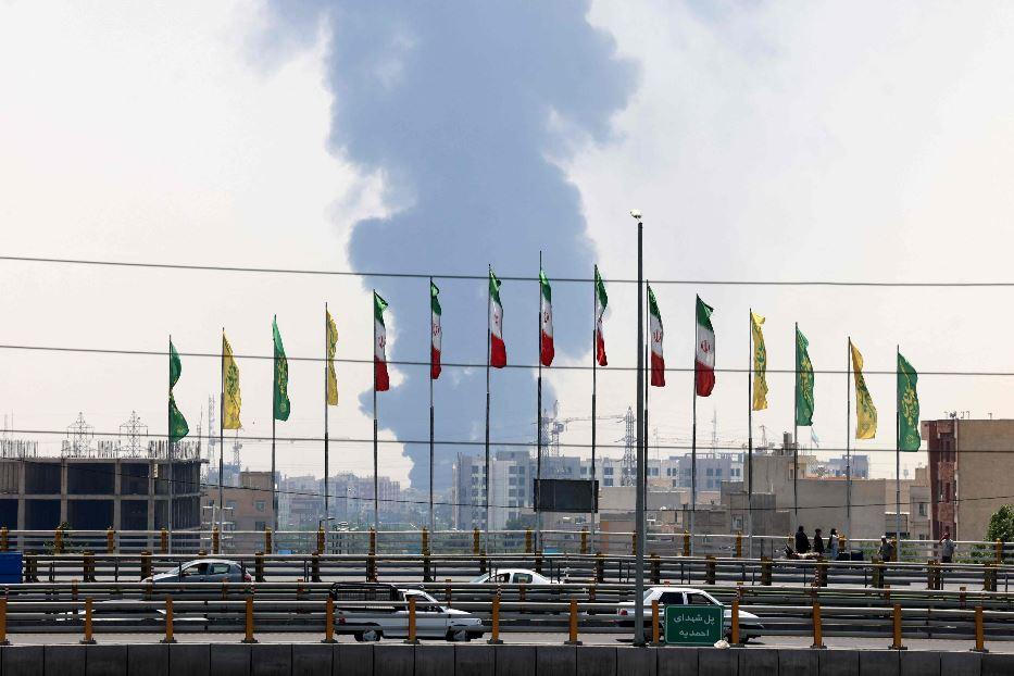 Un bombardamento israeliano a Teheran - Ansa