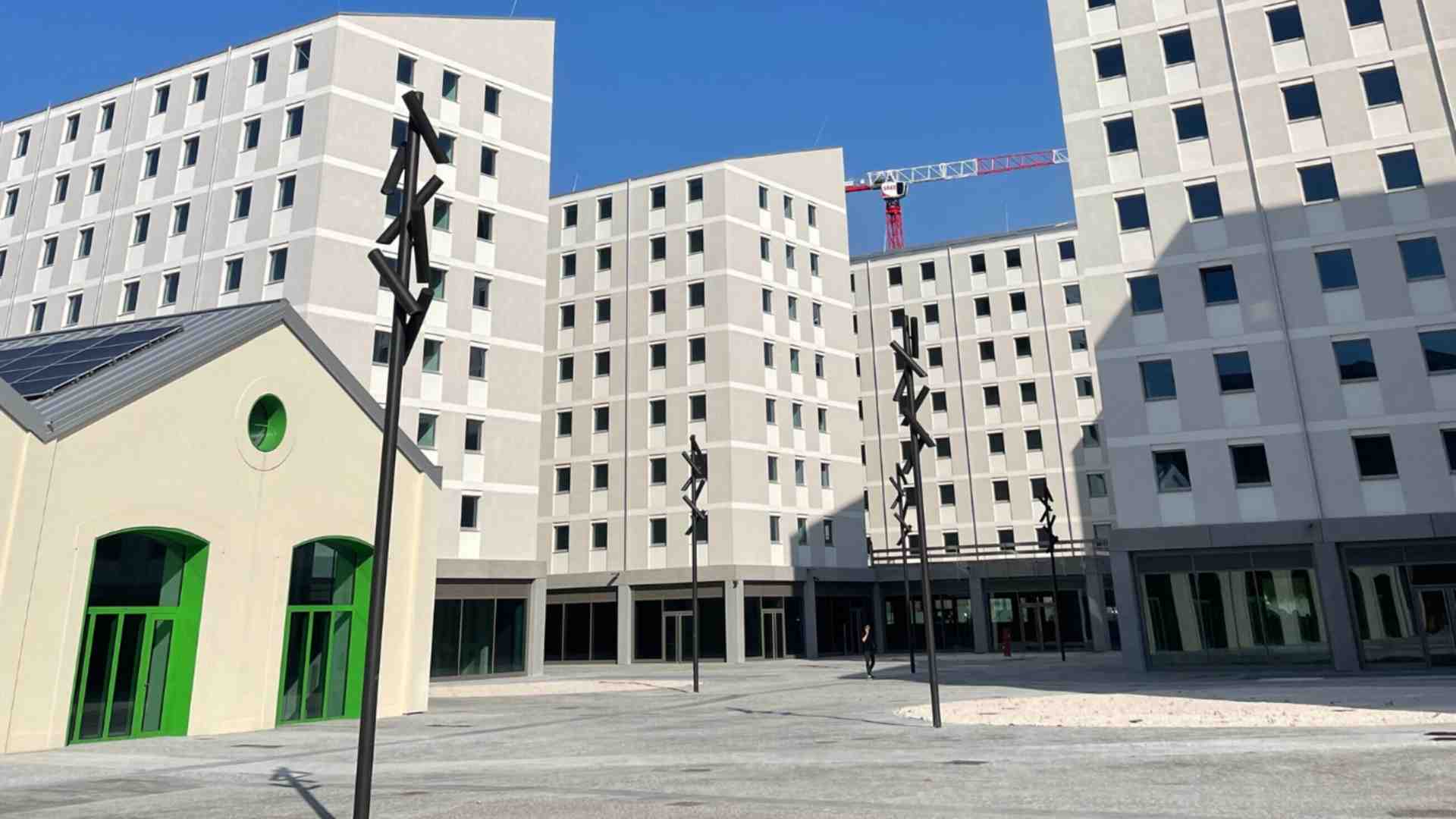 Immagine di Quattro passi nel Villaggio olimpico di Milano-Cortina 2026