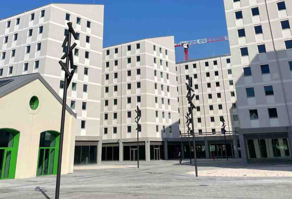 Quattro passi nel Villaggio olimpico di Milano-Cortina 2026